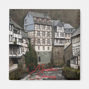 Monschau Stadt in Deutschland im Winter Magnet