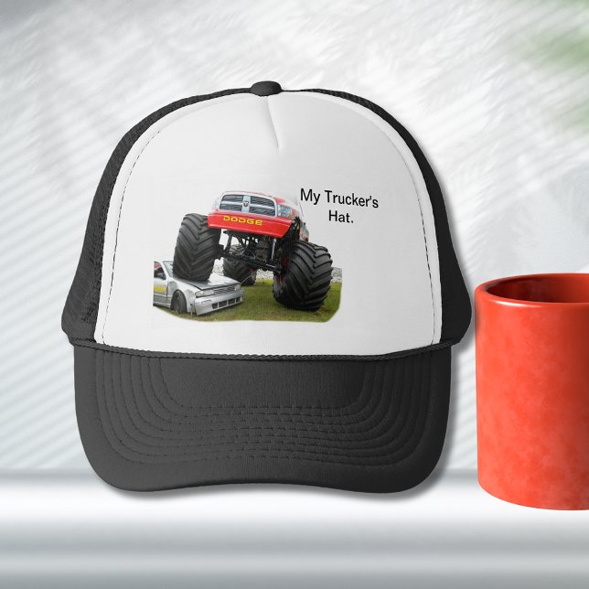 Monster Truck Smashing Car Truckerkappe (Von Creator hochgeladen)