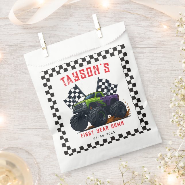 Monster Trucks 1st Birthday Party  Geschenktütchen (Ausgeschnitten)