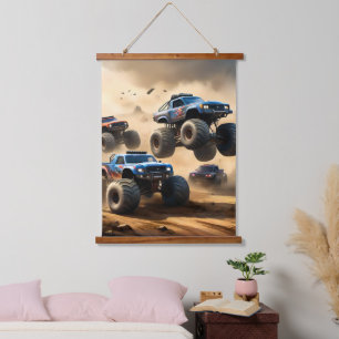 Monster-Trucks-Rennen in der Wüste, Wandteppich Mit Holzrahmen