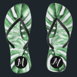 Monstera Leaf Tropical Monogram Flip Flops<br><div class="desc">Schöne tropische Monogramm Flip Flops sind ein stilvolles und funktionelles Dankeschön für Brautmädchen,  Party,  Lehrer,  Mütter und mehr. Benötigen Sie Hilfe bei der Personalisierung? Nachricht!</div>