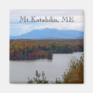 Mont Katahdin Dans Le Magnet D'Automne