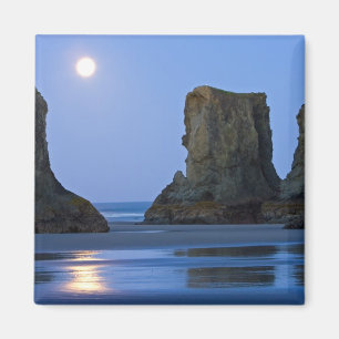 Montag, Bandon Beach, Oregon. Magnet