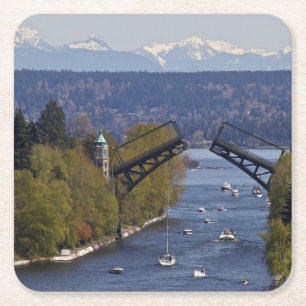 Montlake Brücken-und Kaskaden-Berge Rechteckiger Pappuntersetzer