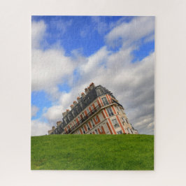 Montmartre Sinking House in Paris