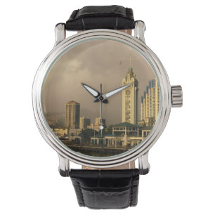 Montre Arc en ciel sur Honolulu, Hawaii, États-Unis 2