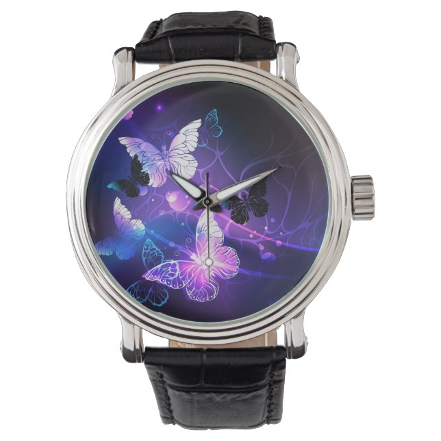 Montre Arrière - plan avec papillons de nuit (devant)