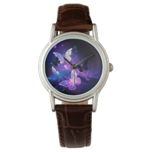 Montre Arrière - plan avec papillons de nuit