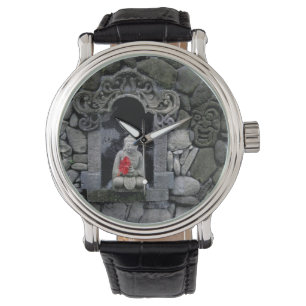 Montre Asie, Indonésie, Bali. Un sanctuaire de Bouddha