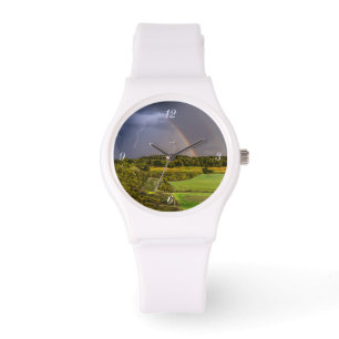 Montre Avancer De La Tempête De Manière Peintique