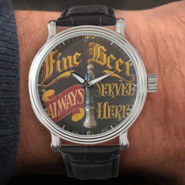 Montre Bière Pub Traditionnelle. Symbole d'un vieux pub (Créateur téléchargé)