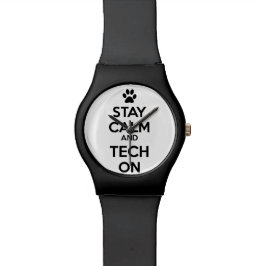 Montre calme et technologie de séjour sur le noir de