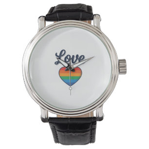 Montre Conception de chemise vectorielle Love Rainbow Hea