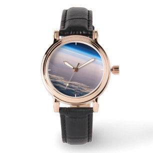Montre Coucher De Soleil Orbital Au Large De La Côte De C