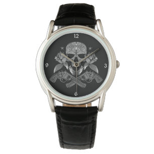 Montre Crâne et étoiles avec Roses et armes croisées