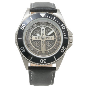 Montre De la médaille de Saint Benoît