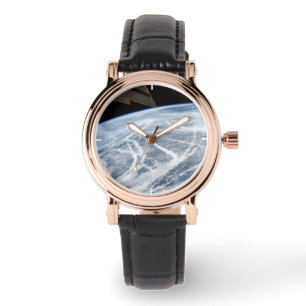 Montre Des Motifs Nuageux Au Sud Des Îles Aléoutiennes.