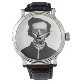Montre Edgar Allan Poe en lunettes de soleil