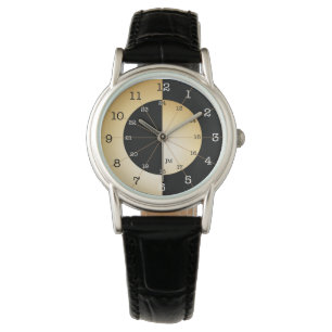 Montre élégante à l'heure militaire