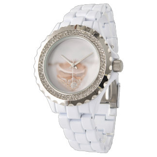Montre femme avec anneau fiançailles