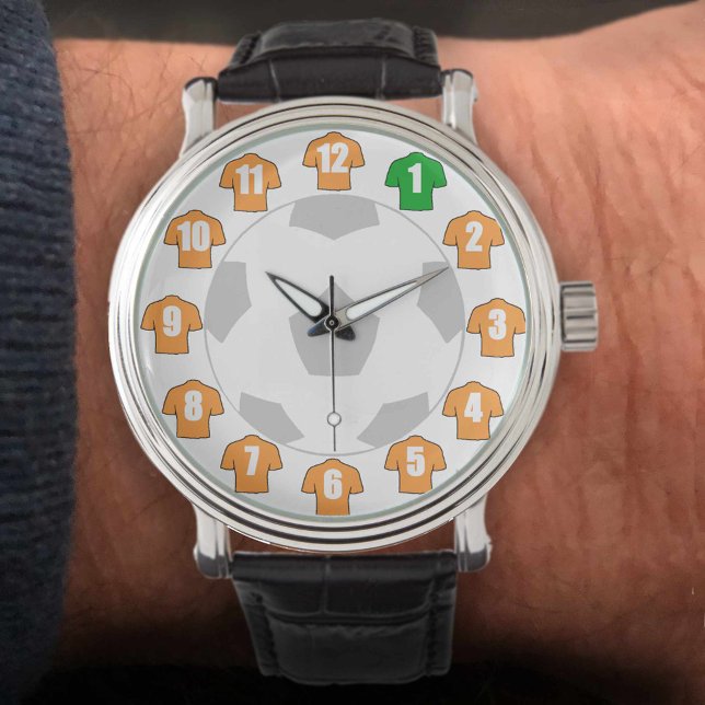 Montre Football Watch - avec les anciennes chemises en or (Créateur téléchargé)