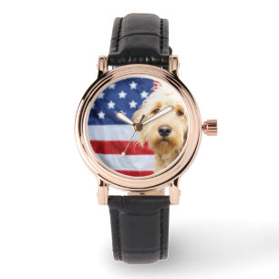 Montre Goldendoodle avec drapeau américain