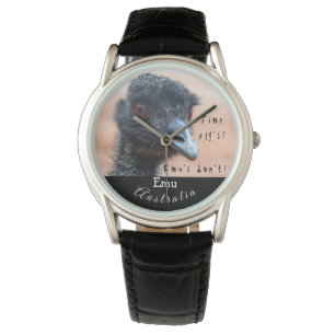 Montre Gros plan drôle d'un Emu en Australie