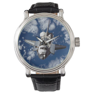 Montre La Navette Spatiale Sur Terre