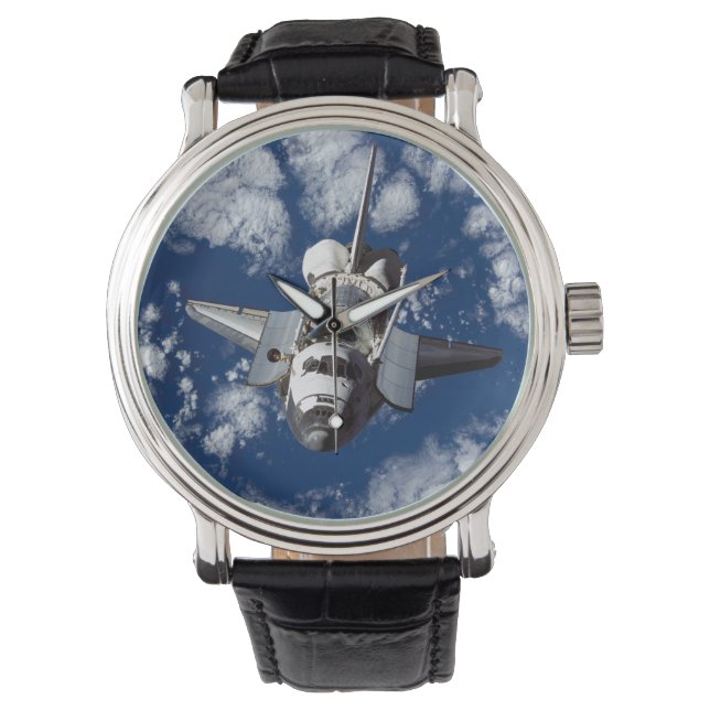 Montre La Navette Spatiale Sur Terre (devant)
