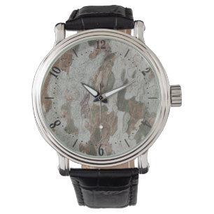 Montre Le camouflage de l'arbre de l'avion ressemble à un