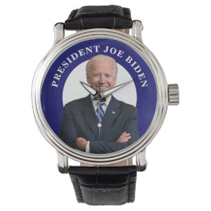Montre Le portrait du président Joe Biden en bleu