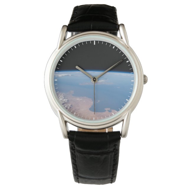 Montre Les Côtes De Tunisie Et Libye Et L'Île De Sicile (devant)