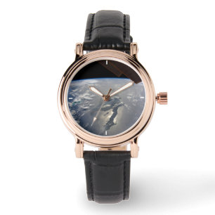 Montre L'Île D'Hispaniola Avec Sunglin