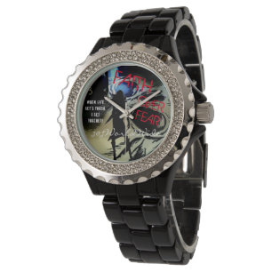 MONTRE LORSQUE LA VIE DEVIENT DIFFICILE, JE DEVIENS PLUS 