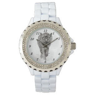 Montre Loup noir en colère dans la neige, hiver sauvage