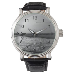 Montre Niveaux de gris du surfeur du matin
