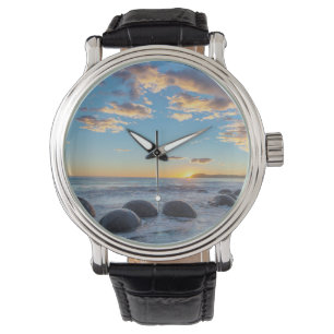 Montre Nouvelle-Zélande, île du Sud, boules de Moeraki
