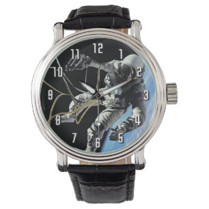 Montre Photo de la première sortie dans l'espace d'un ast