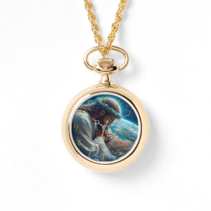 Montre Romains 6:23 main tenant une croix en or