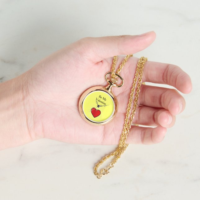 Montre Sois mon coeur rouge valentin en jaune (main)