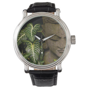Montre Statue dans un jardin Information : Chiang Ma
