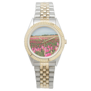Montre Tracteur vert en Tulip Field, Oregon