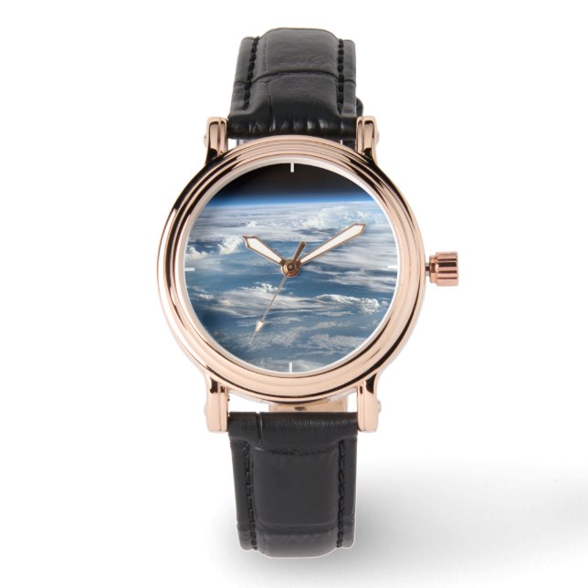 Montre Un ciel nuageux au-dessus du Soudan (Recto)