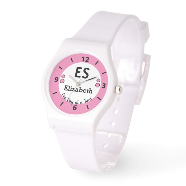 Montre Un jour à la fois nom monogramme rose (Angle)