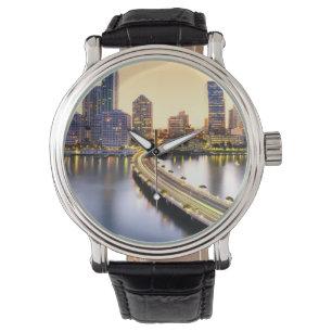 Montre Vue sur Mandarin Oriental Miami avec réflexion