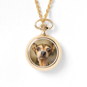 Montres de chien mignonne
