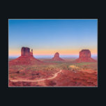 Monument Valley Grand Canyon Utah USA Sunset Postkarte<br><div class="desc">Dieses atemberaubende Design besticht durch einen sanften Sonnenuntergang über dem Tribal-Park Monument Valley Navajo im Grand Canyon National Park,  USA.</div>
