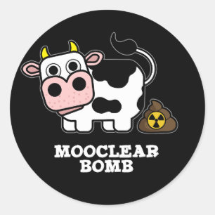 Mooclear Bomb Funny Cow Puff Dark BG Runder Aufkleber