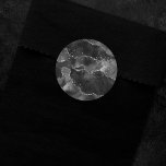 Moody Agate | Onyx Black Silver Vampy Goth Glitzer Runder Aufkleber<br><div class="desc">In den 90er Jahren inspirierte grunge dunkel, raffinierte Aquarellstein aus Marmor in einem tiefmodisch anmutenden Juwelenton mit Imitaten metallische Folie und Glitzer-Venen in einem reichen, dramatischen, mit abstrakten flüssigen Wirbel und Glitzer-Venen. Aus der Kollektion "Till Death Do Us Part" fügt dieser wunderschöne weibliche handbemalte Farbverlauf den perfekten Pop der Farbe...</div>
