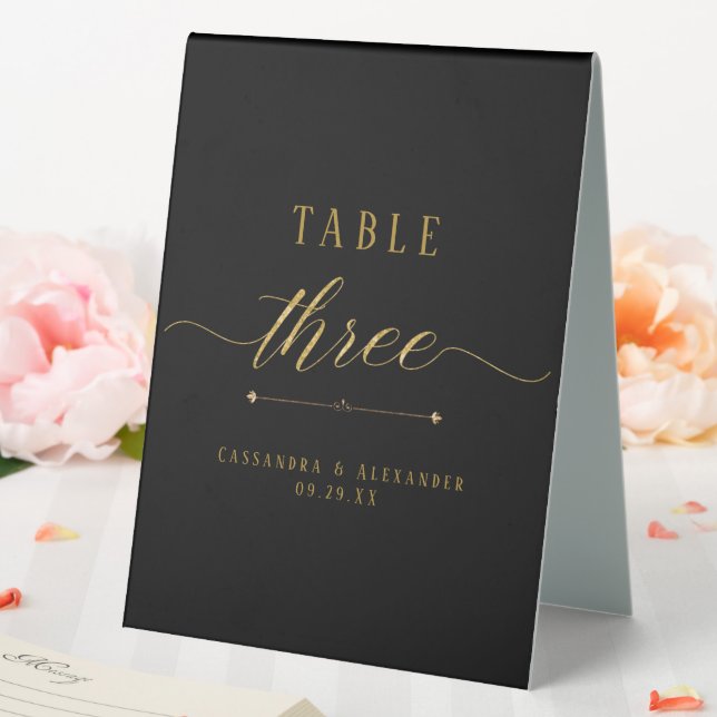 Moody Black n Gold Elegantes Script Hochzeit Drei  Tischaufsteller (In Situ (Hochzeit))